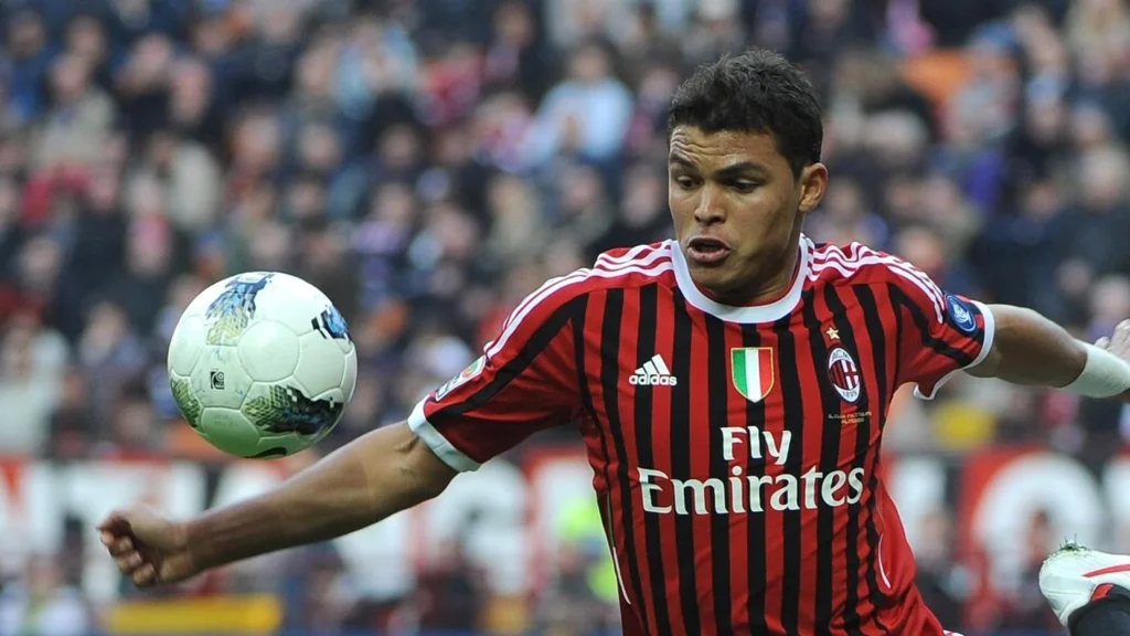 ติอาโก ซิลวา (Thiago Silva)