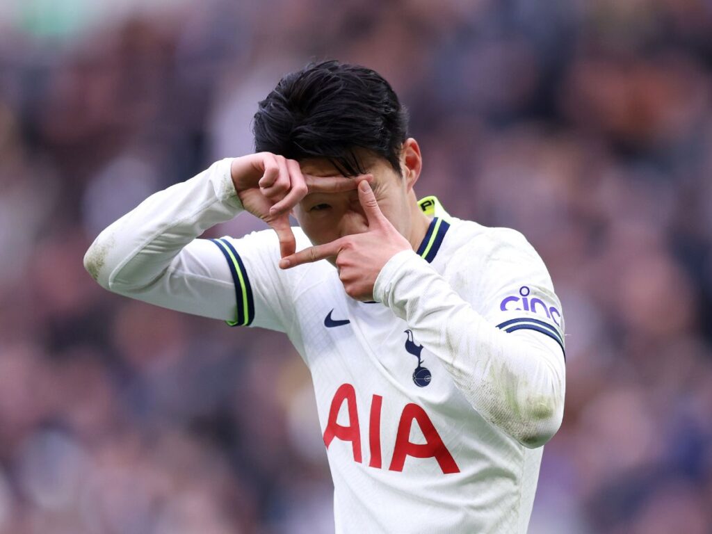 ซอน ฮึง-มิน (Son Heung-Min)