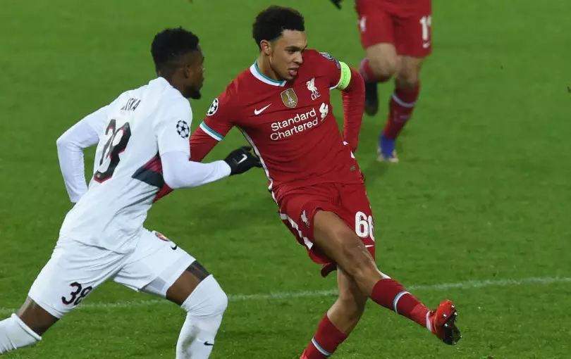 เทรนต์ อเล็กซานเดอร์ อาร์โนลด์ (Trent Alexander-Arnold)