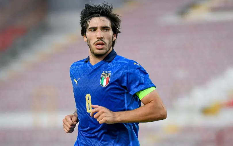 ซานโดร โตนาลี (Sandro Tonali)