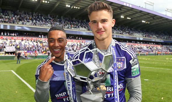 เลอันเดอร์ เดนด็องเกอร์ (Leander Dendoncker)