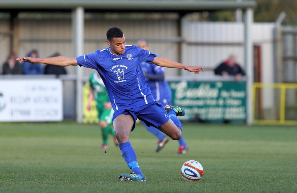 ไทโรน มิงส์ (Tyrone Mings)