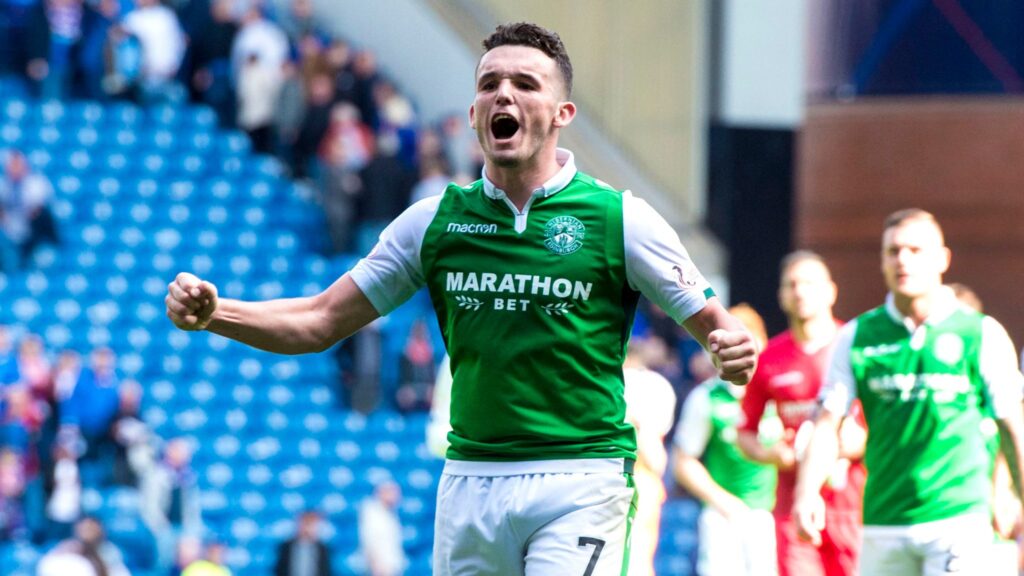 จอห์น แม็คกินน์ (John McGinn)