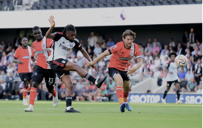 อเล็กซ์ อิโวบี (Alex Iwobi)