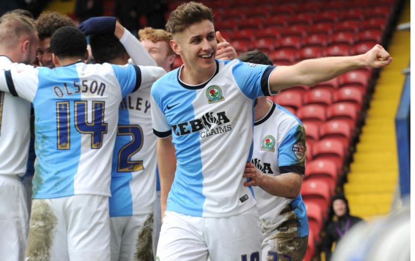 ทอม แคร์นีย์ (Tom Cairney)